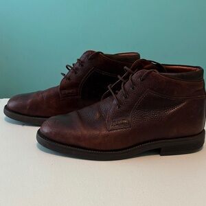 Men’s Johnston & Murphy Brown Leather Ankle Boots. Size 10 M. Comfortable shoes.